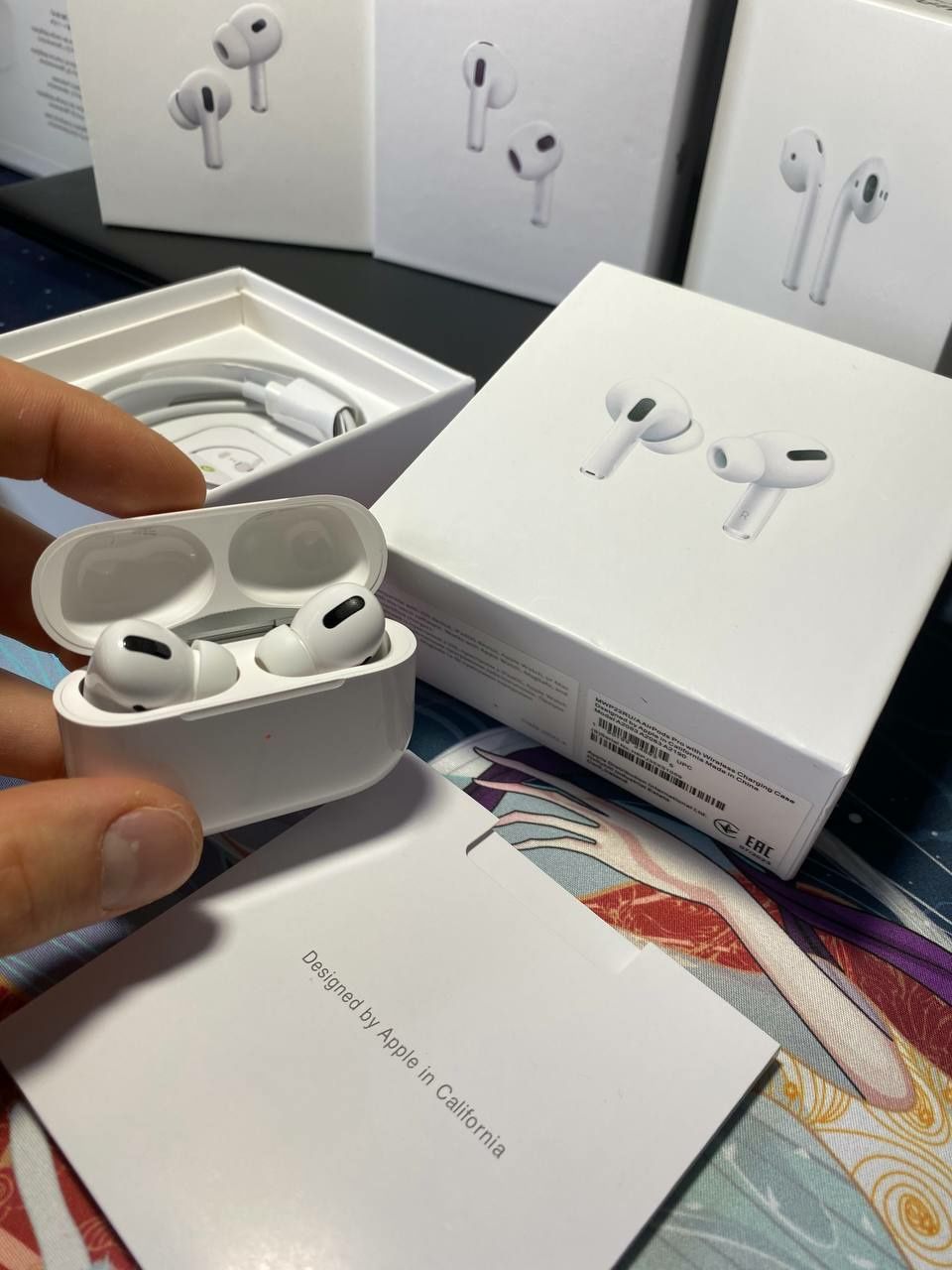 Бездротові навушники AirPods Pro