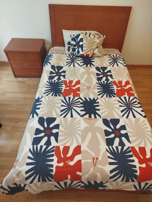 Quarto completo em Cerejeira