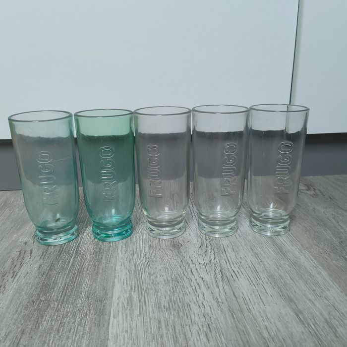 6 szklanek FRUGO