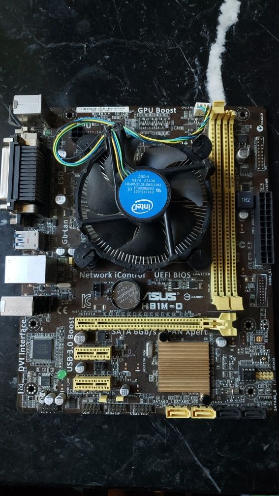 Материнська плата AsusH81M-D під Intel s1150core4-5,AMD Radeon HD 7470