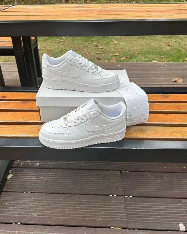 Buty/Nike_AirForce1White "Nowe Trampki" Roz. 38