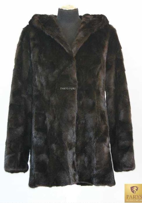 Kurtka z kapturem kawałki norcze tylikia strzyżona, Model Nastka