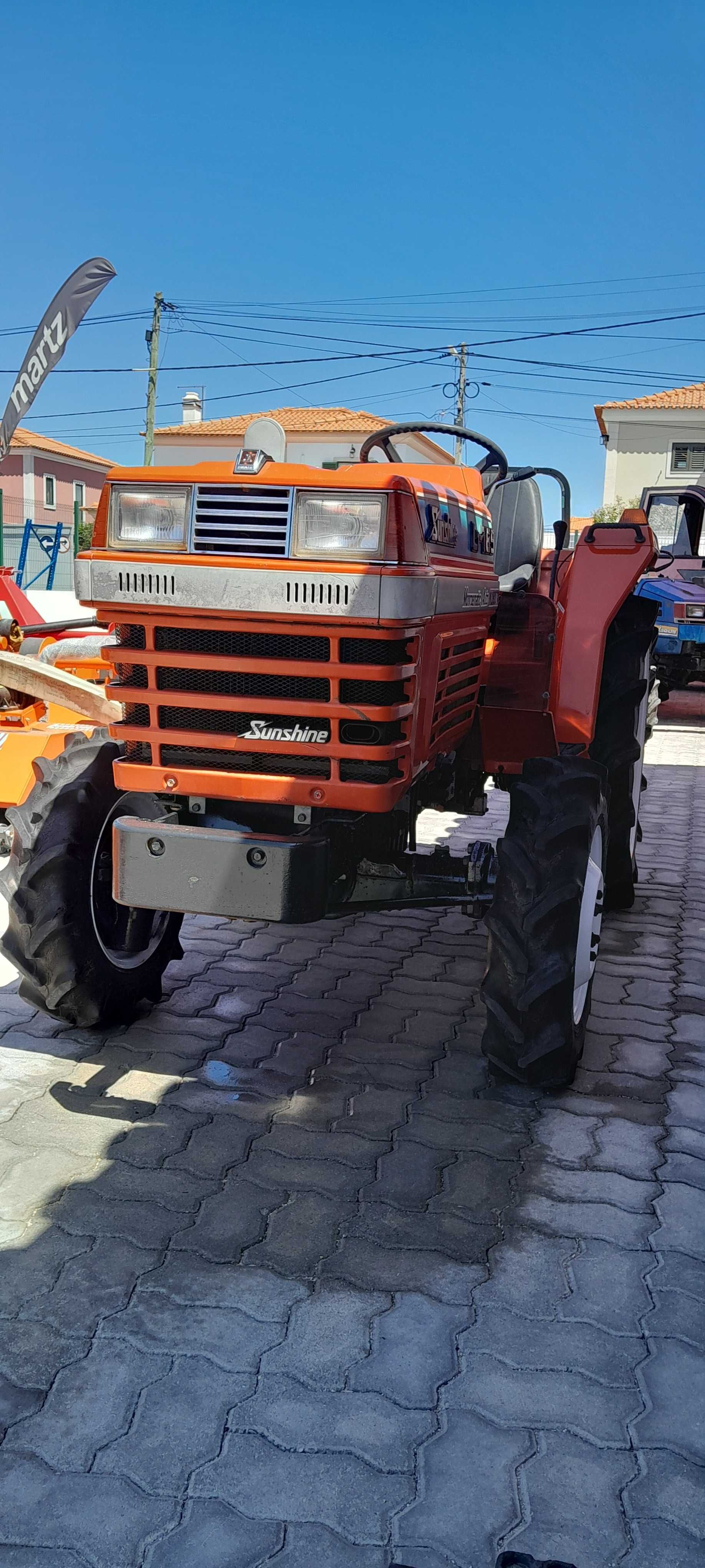 Kubota Sunshine L1-185 /25 cv/Inversor/4x4/3 cilindros/Impecável