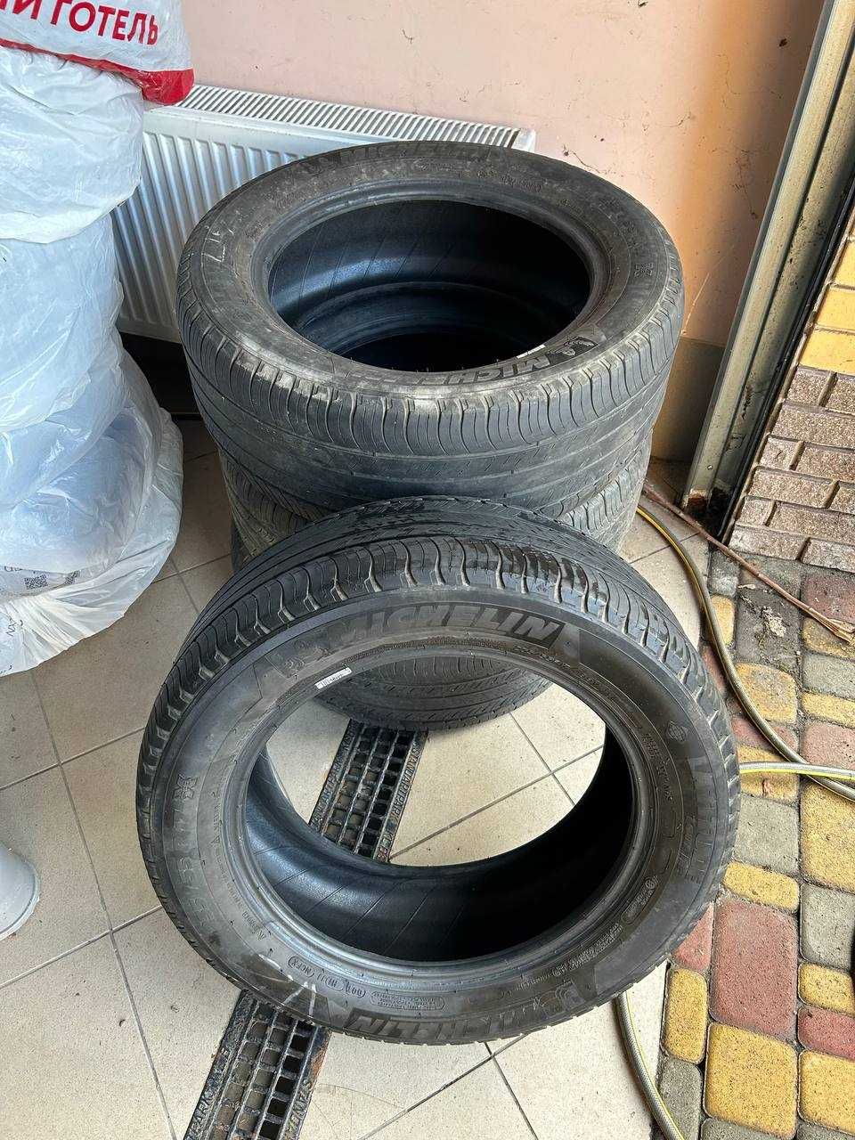 Michelin Latitude Tour HP 235/55/R17