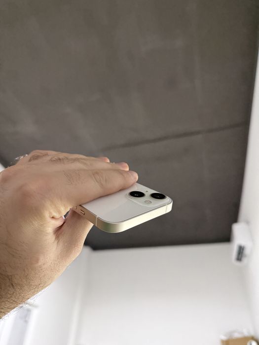 Apple iphone 13 256 gb білий як новий айфон 13