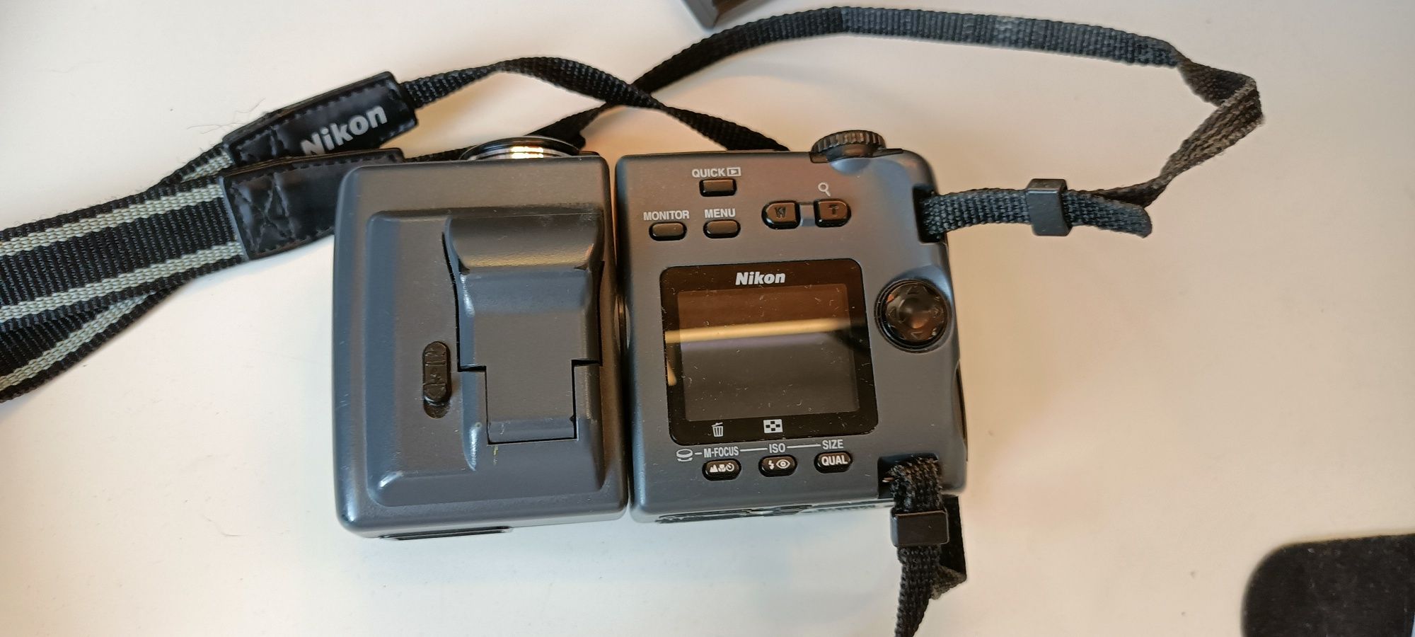 Nikon Coolpix 995