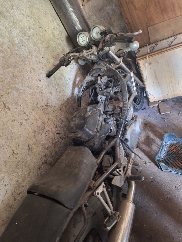 Sprzedam 2motory suzuki bendit 400