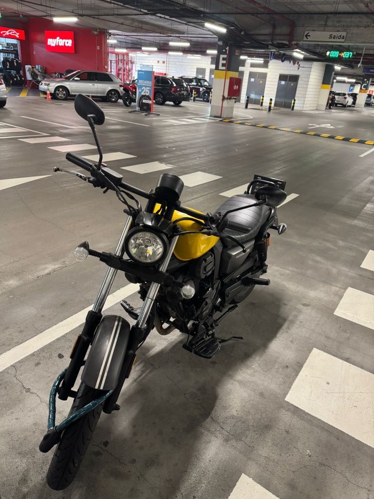 Vendo moto CAFERACER