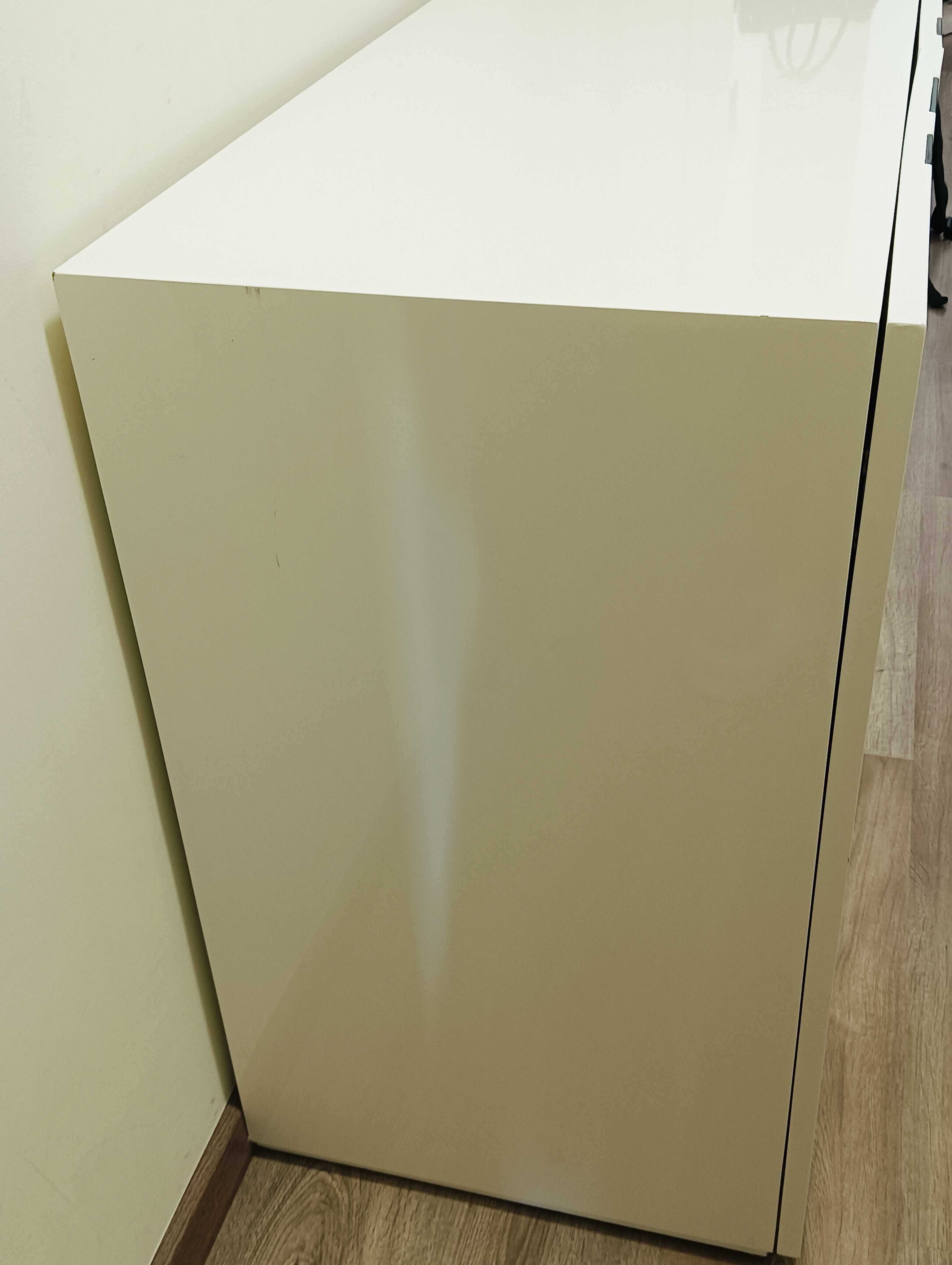 Aparador estilo interdesign