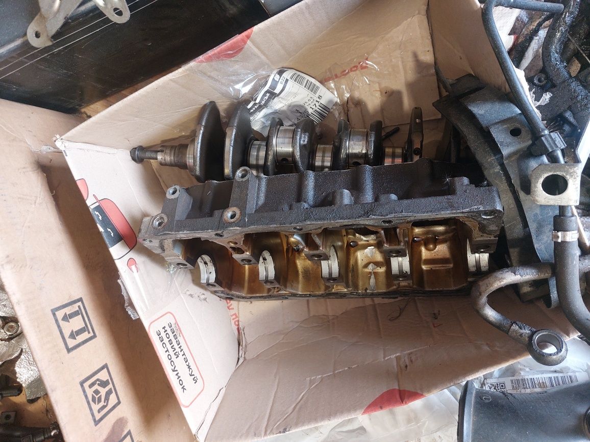 Двигун 1.4 t-jet turbo.