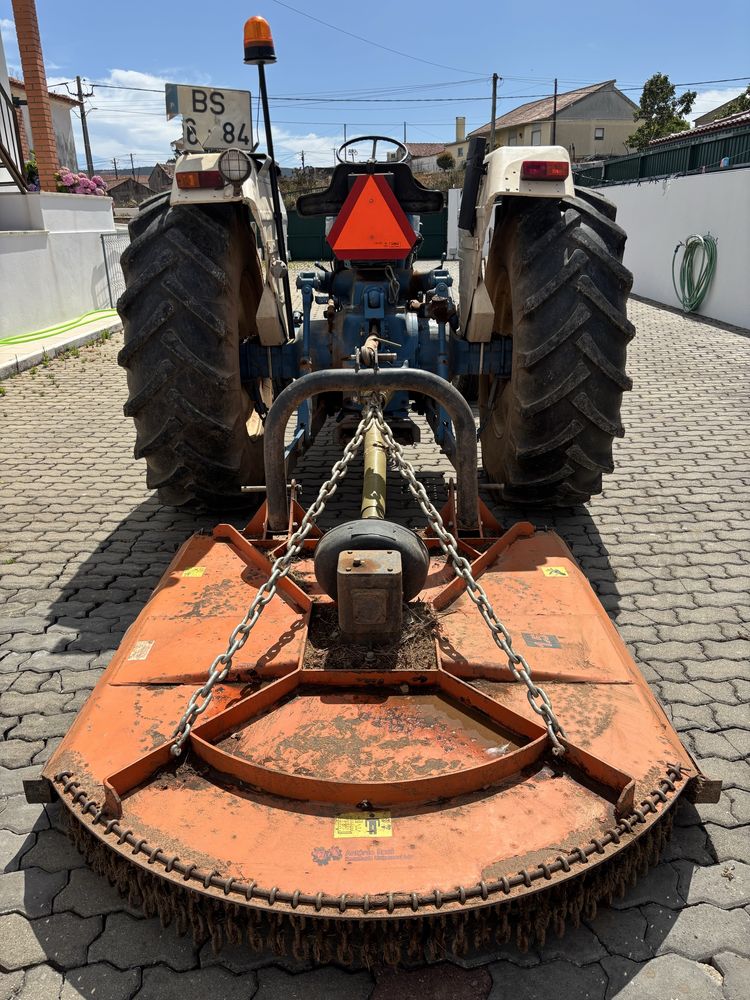 FORD 6600 em muito bom estado