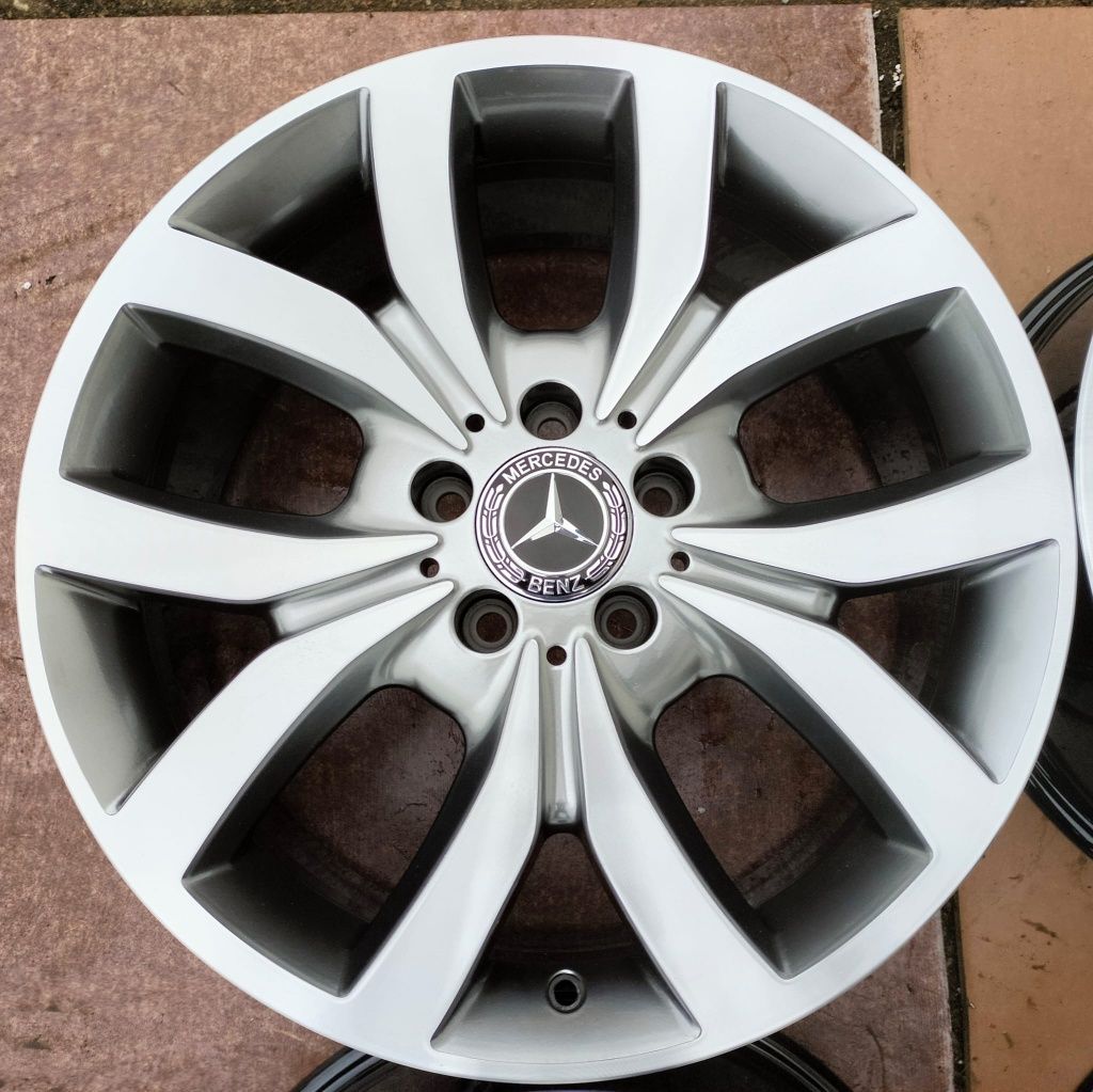 Felgi aluminiowe Mercedes A B C CLA Vito  Viano 7,5x18 ET52 5x112
