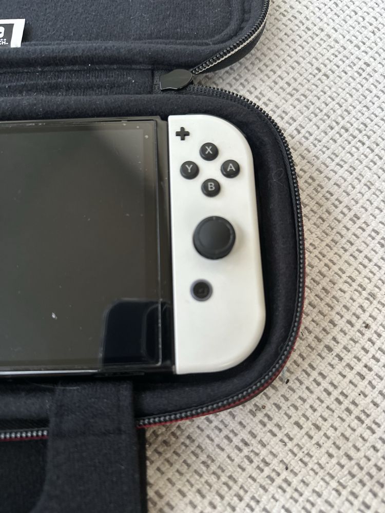 Nintendo Switch Oled ekran 64 GB pamięci z pomrowcem gratis