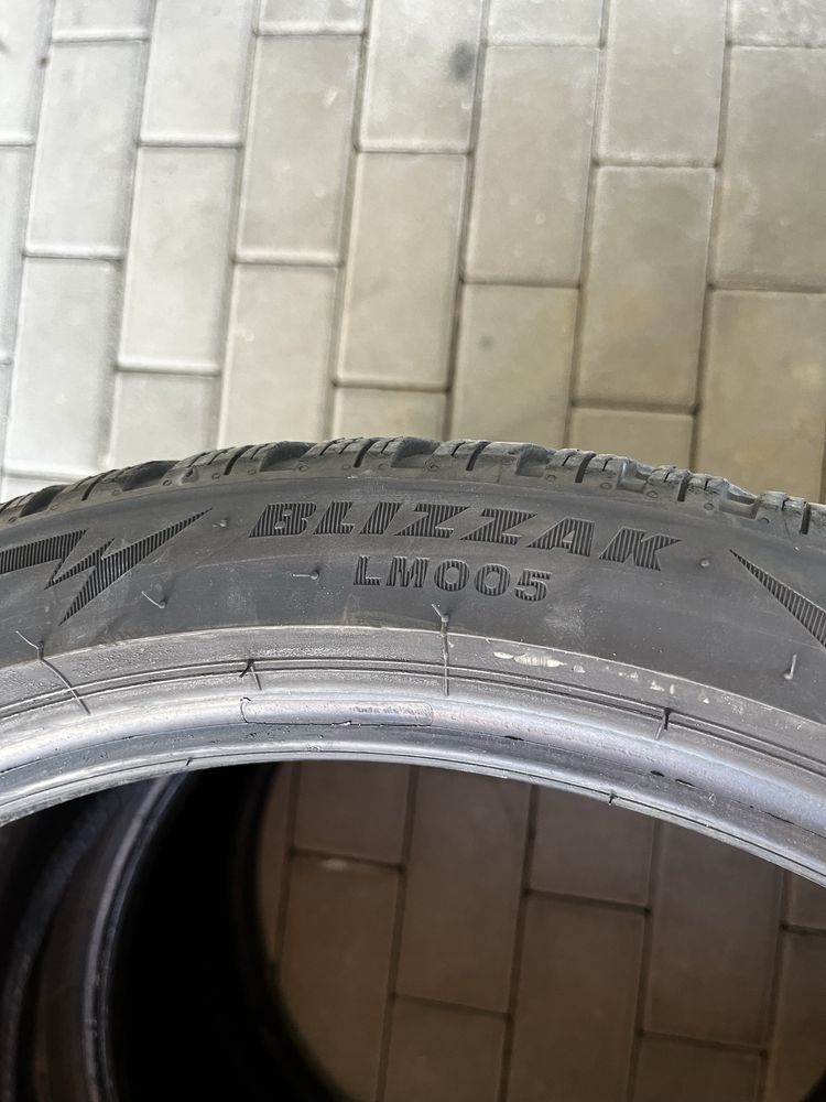 Opony zimowe Bridgestone Blizzak LM005 255x35 r19 2021r