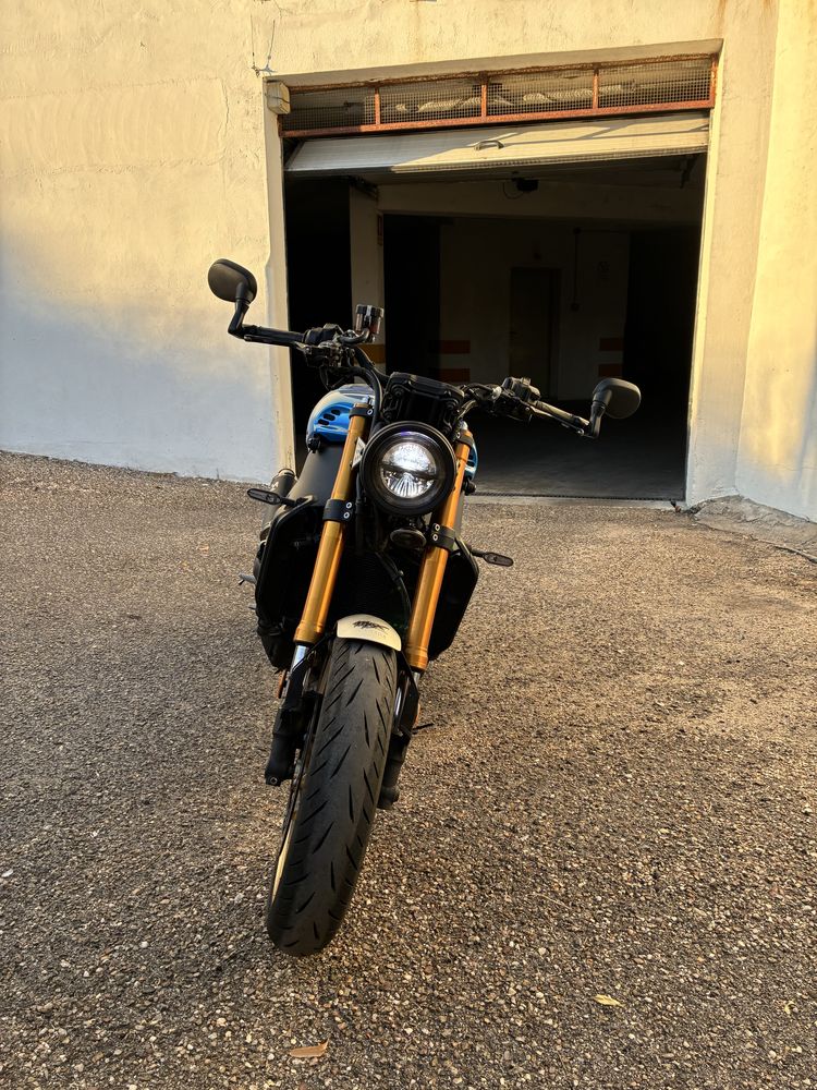 Vendo motociclo - Yamaha XSR900