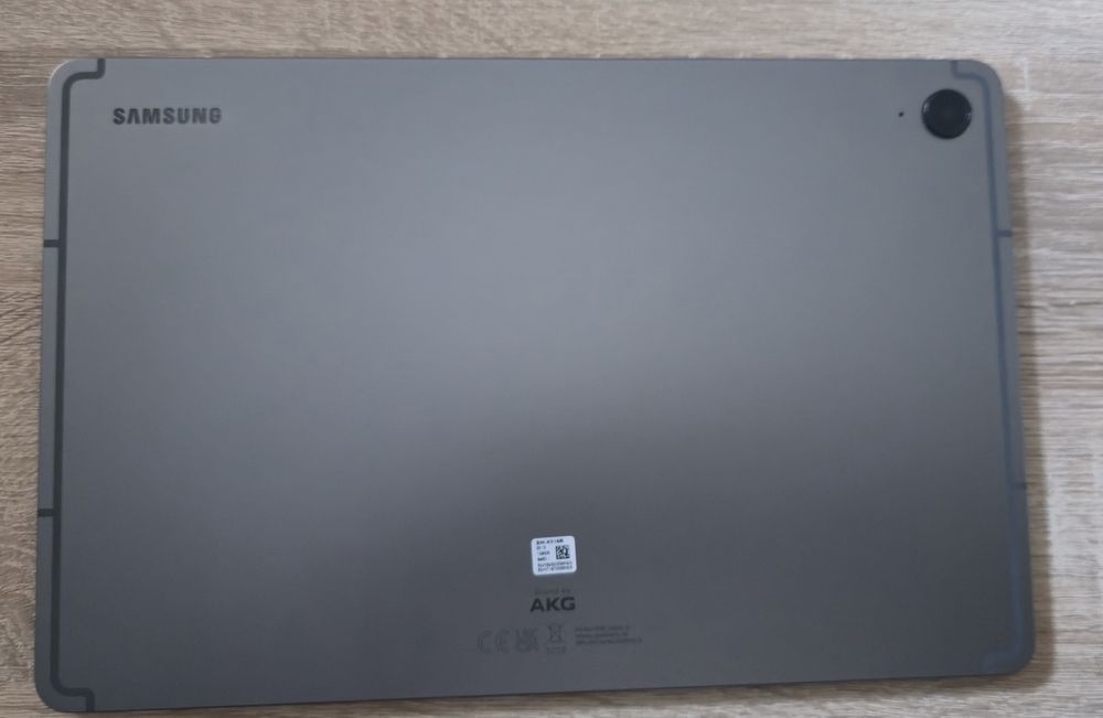 Samsung Tab S9 FE 5G 128GB Jak Nowy! Pełny Zestaw + Klawiatura