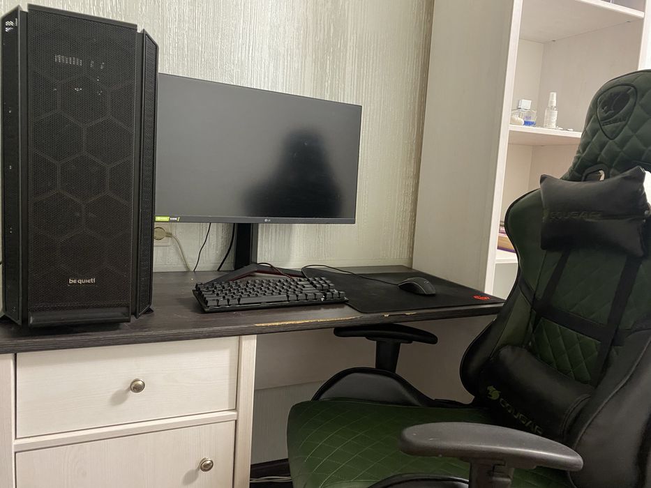 Потужний ігровий пк. Весь комплект( крісло,монітор,навушники, мишка,кл