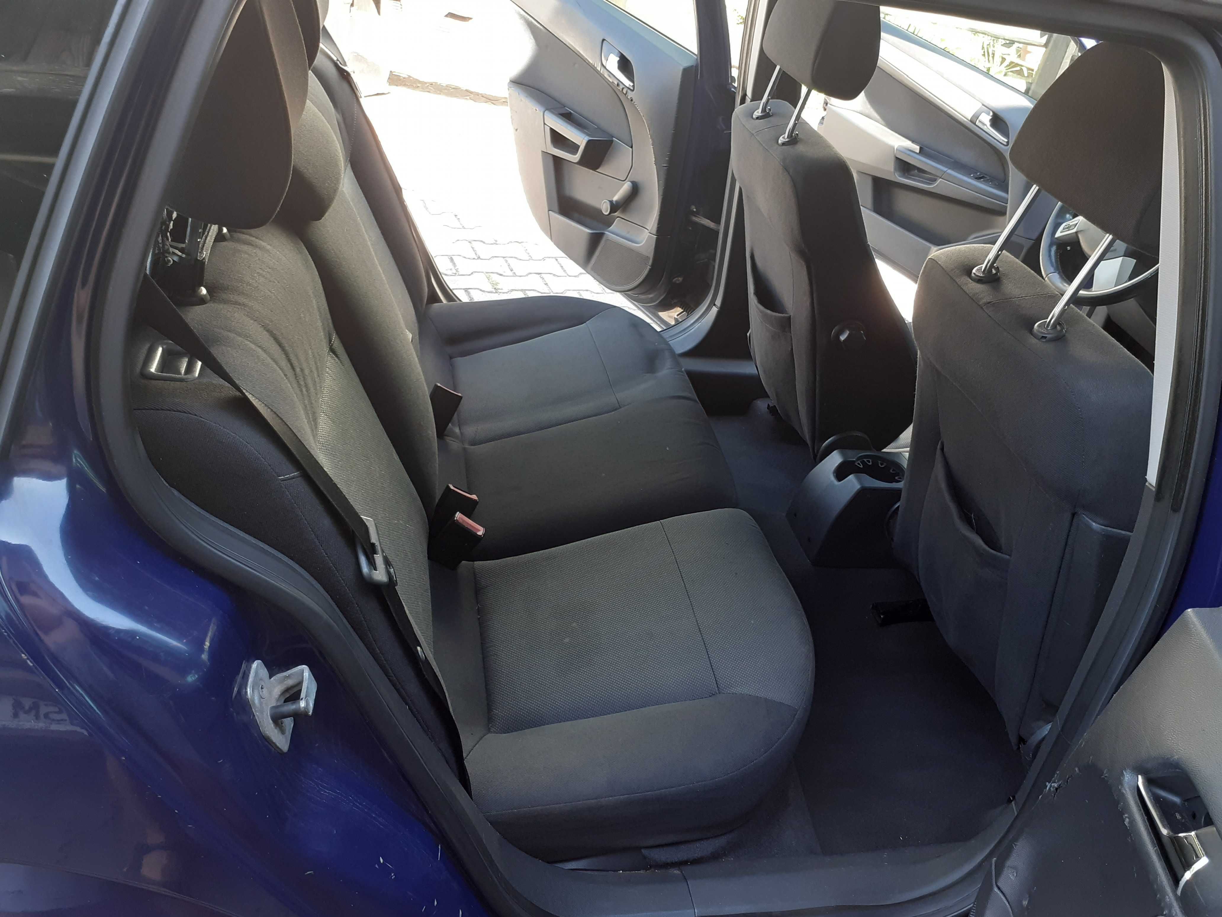 Opel Astra H Kombi 2007, 1.9 Diesel, przebieg 230 tyś USZKODZONY