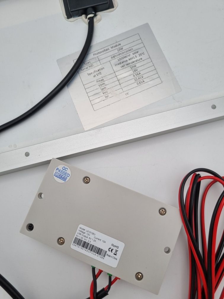 Сонячна панель eco-worthi 10W з контроллером 12V 10A