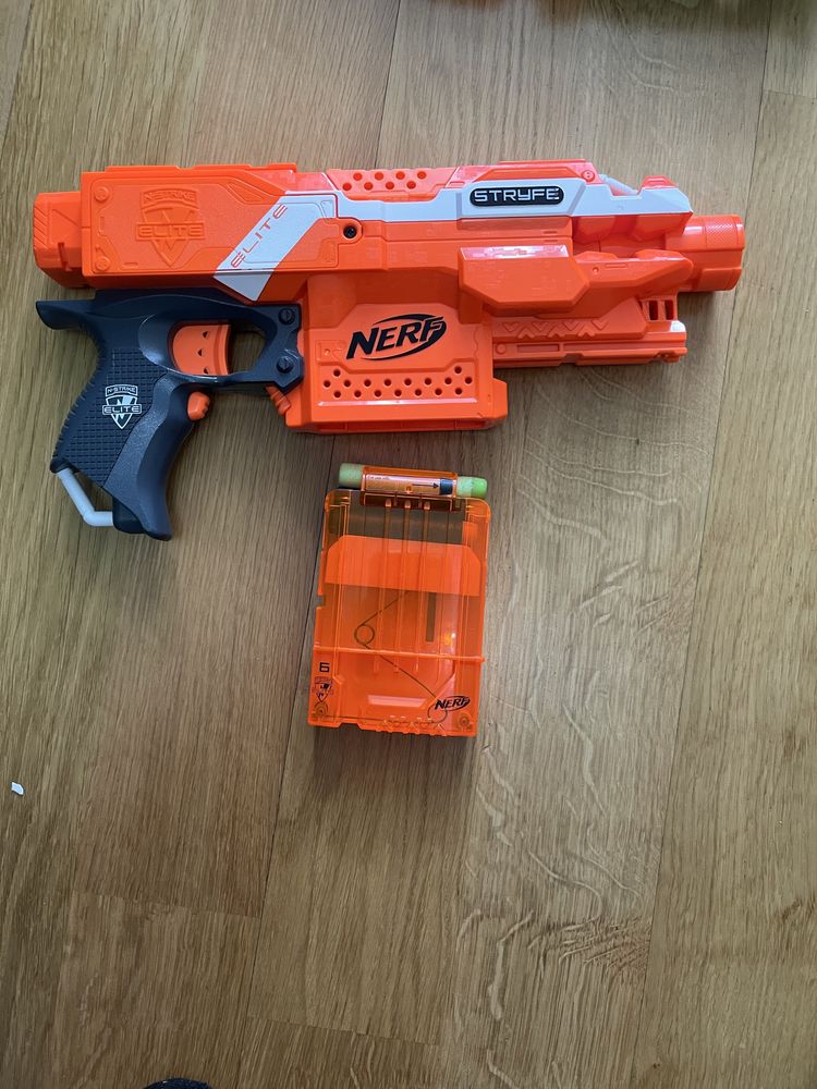 Продам 3 пістолети nerf(оригінал)