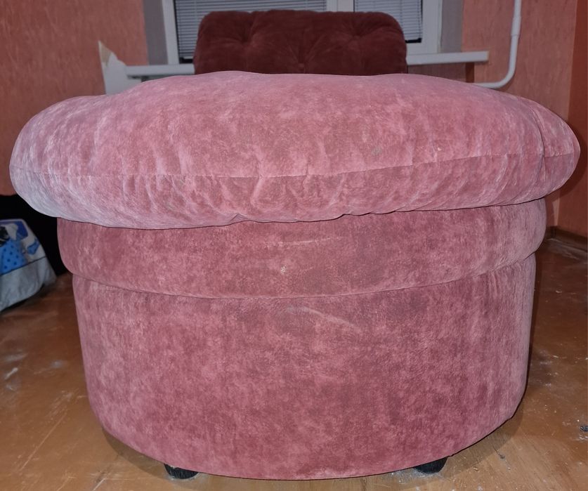 Диван, топчан, шезлонг, лежак