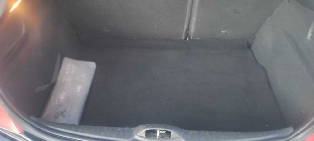 Peugeot 208 de 2012 - Compacto e económico