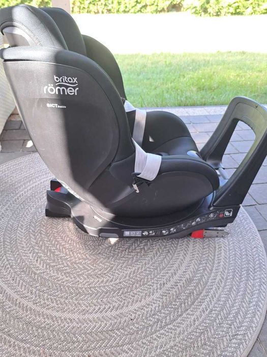 Fotelik samochodowy+ nosidełko + baza + GRATIS adaptery britax romer