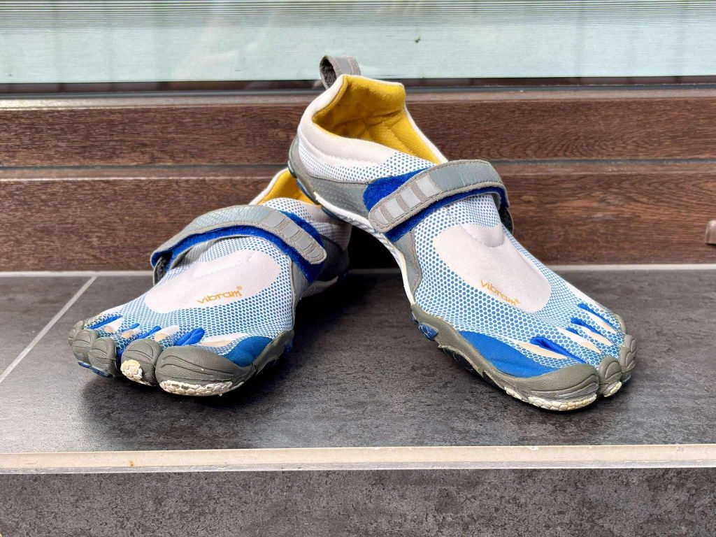FiveFingers Bikila vibram buty trekkingowe męskie 42
rozmiar 42
Wkładk