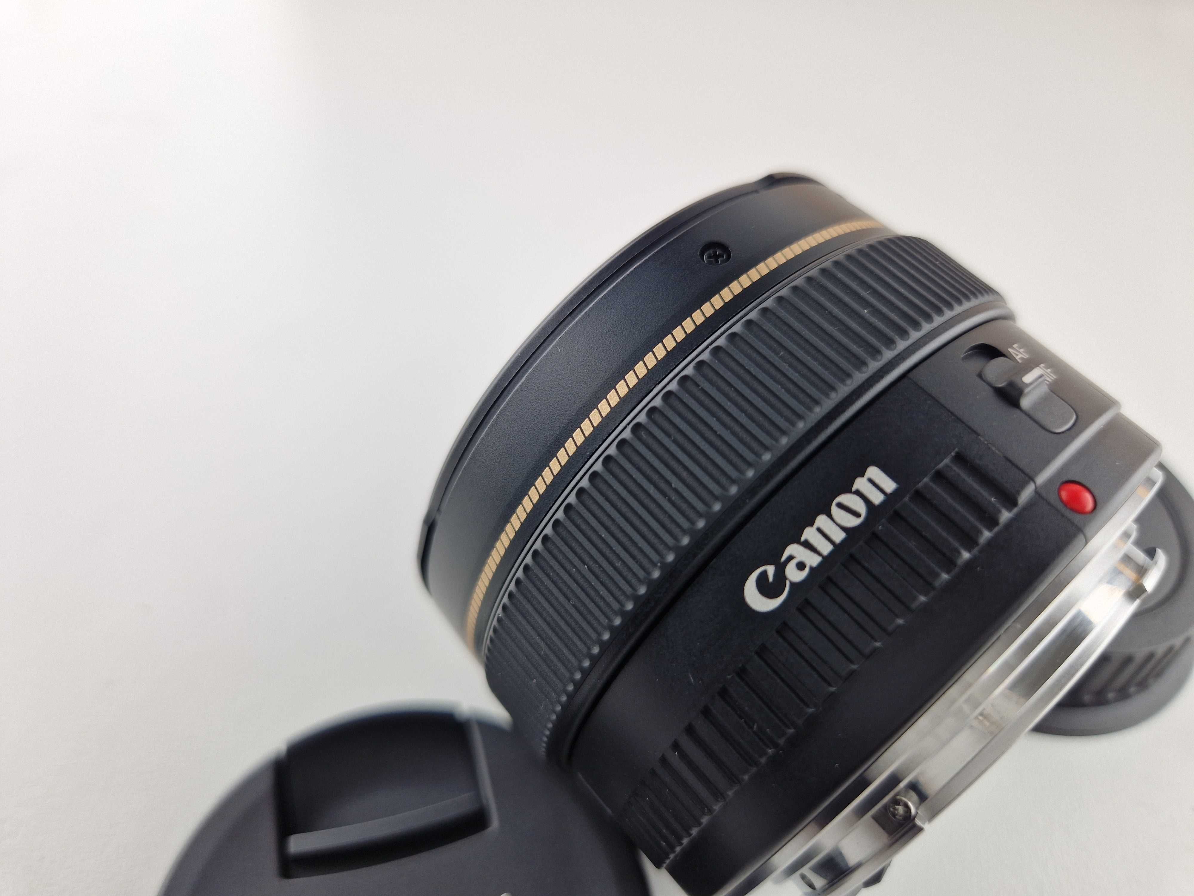 .Obiektyw Canon 50mm 1:1.4 EF - jak nowy!