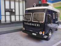 Carro Miniatura Iveco A55 - Blindado Carabinieri- 1:43 - Oferta ENVIO