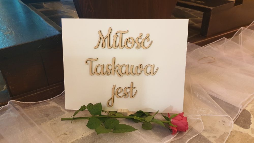 Tablice do Kościoła, dekoracja kościoła, Miłość cierpliwa jest