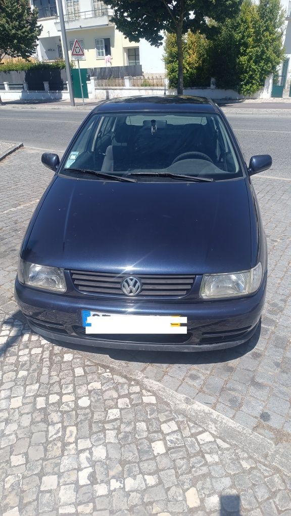 Volkswagen polo 1.0 167mil KMS ler descrição