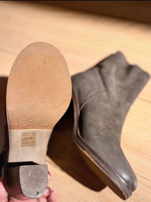 Жіночі черевики Sacha Essentials (оригінал, натуральна шкіра)