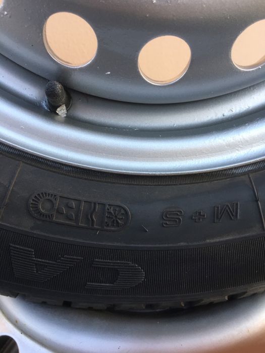 Диск з резиною на T4 5x112 R15 ET55 6Jx15H2 Резина Goodyear 205/65R15C