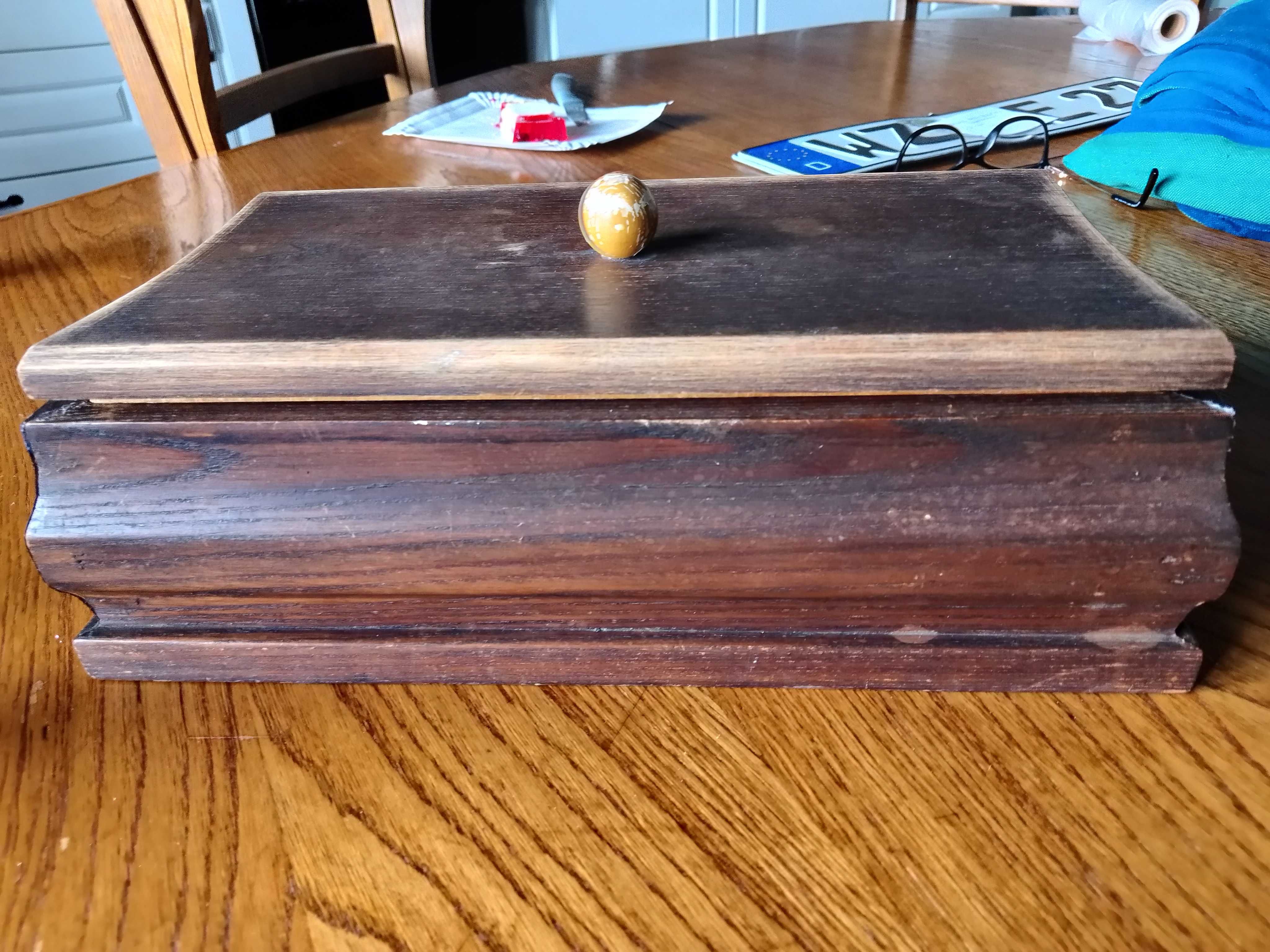 pudełko drewniane, vintage