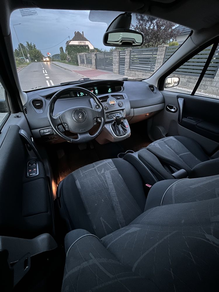 Renault scenic 1.6 benzyna Automat 2005 rok zadbany 2 komplety kół