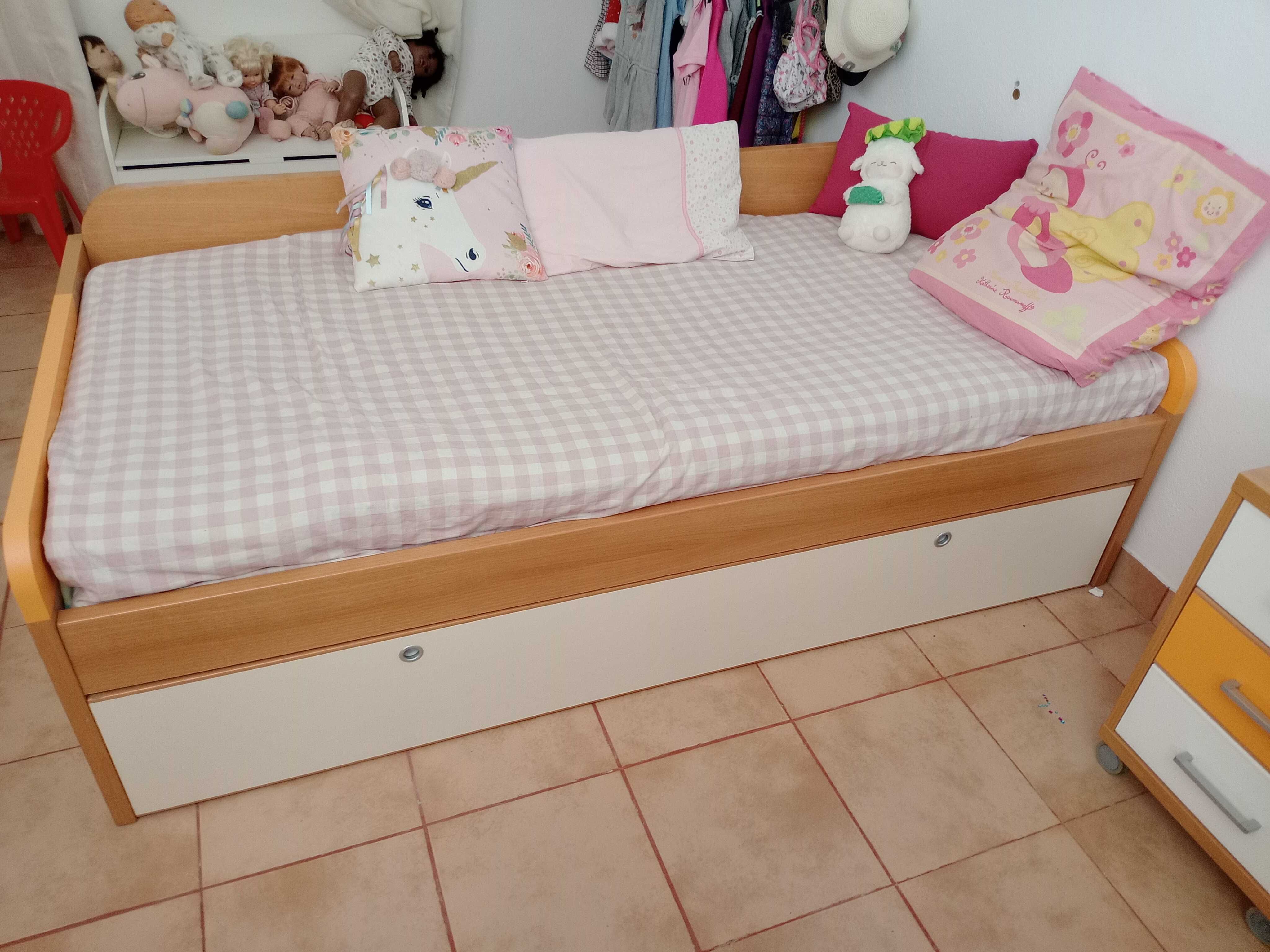 Camas - quarto - conjunto