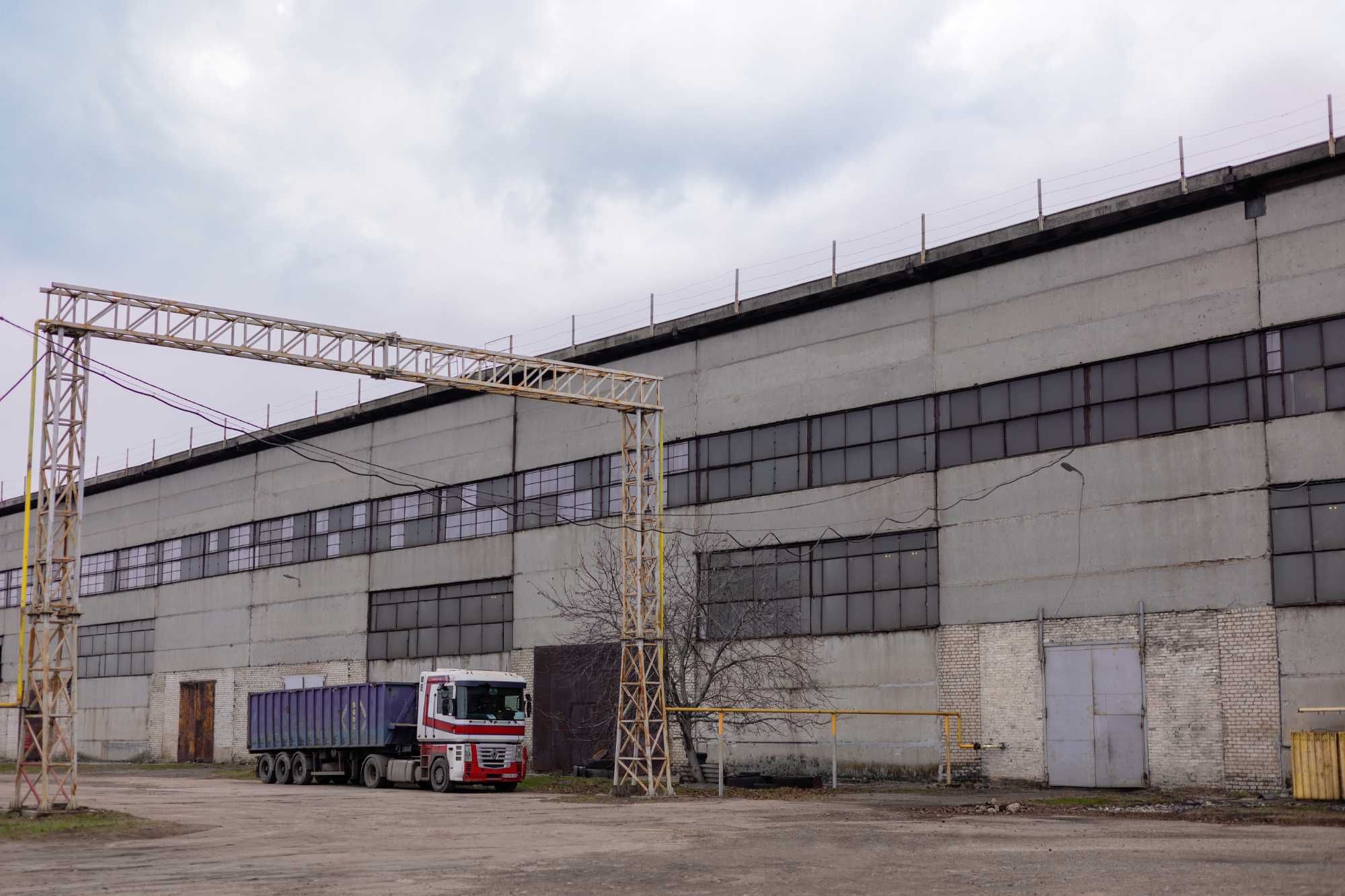 Оренда-Продажа виробничо-складського приміщення площею 2828 кв.м.