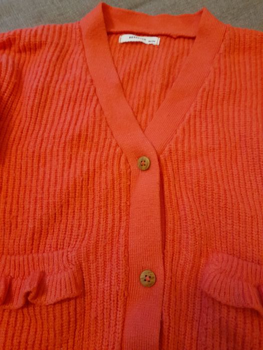 Sweterek dziewczęcy