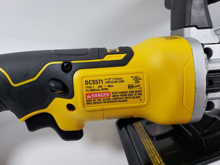 DeWALT DCS571 20V Atomic Циркулярна дискова пила торцовка паркетка