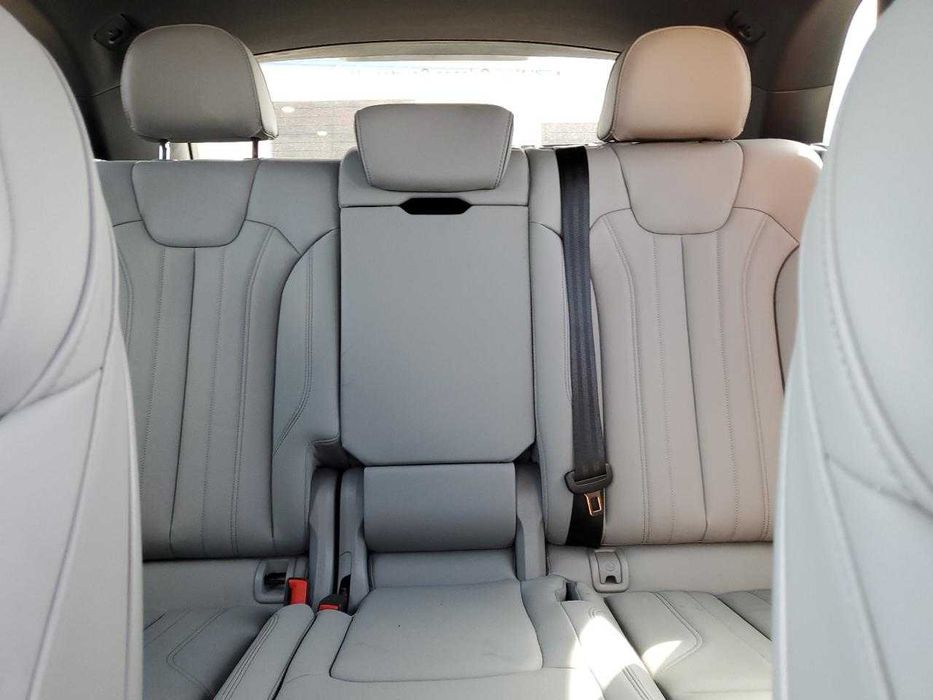 Audi Q5 Premium 45 2025