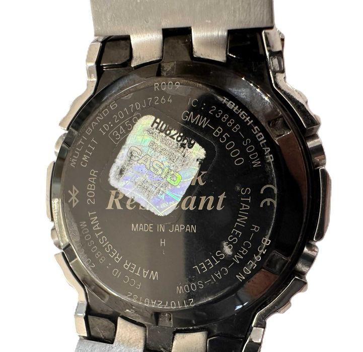 Casio G-Shock GMW-B5000 – stalowy klasyk
