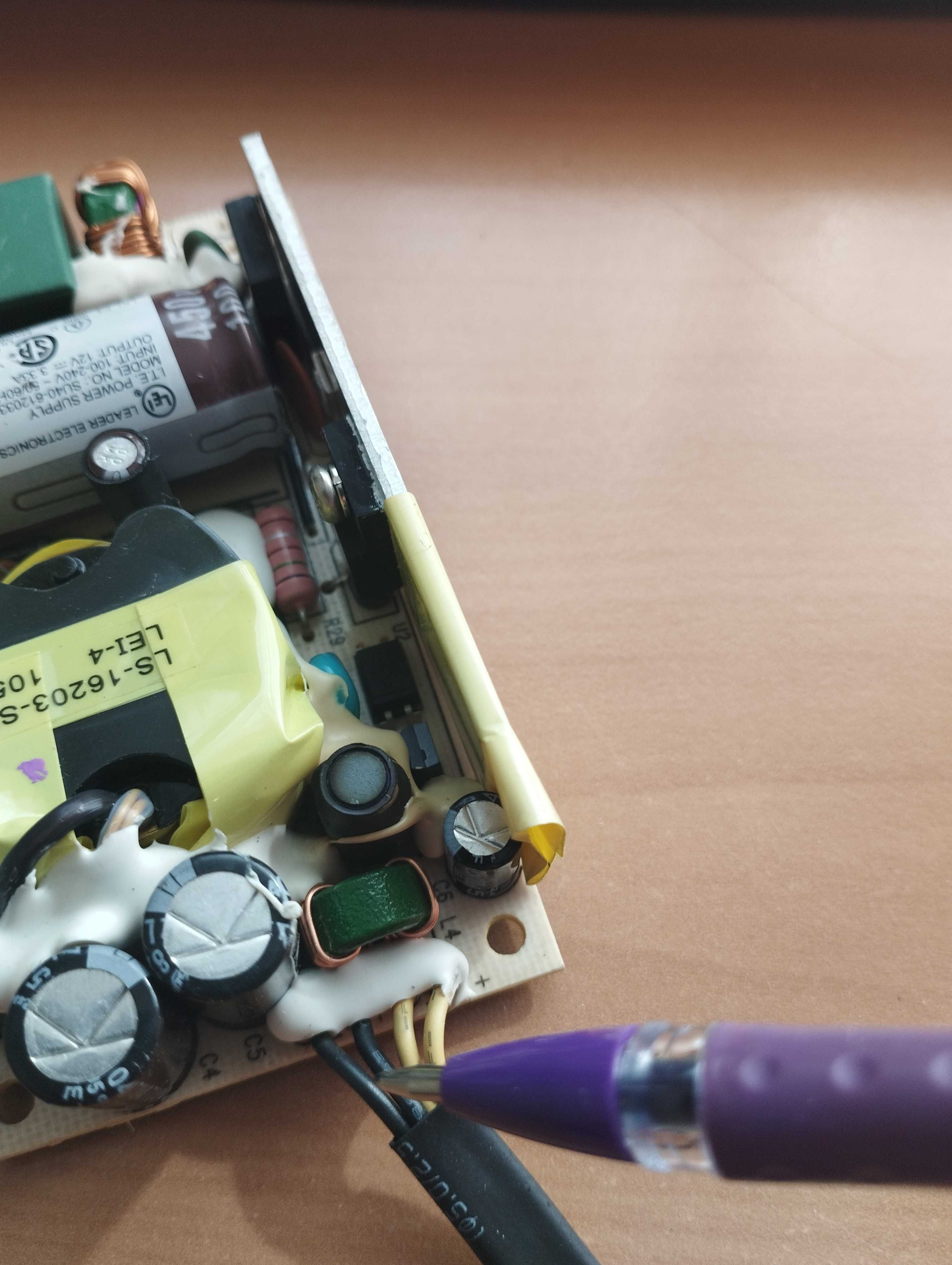 Блоки питания 12V LED ИБП