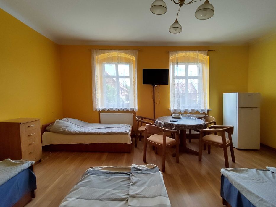 Noclegi na wsi 5 km od Lubina (dolnośląskie). Pełny cennik w opisie.