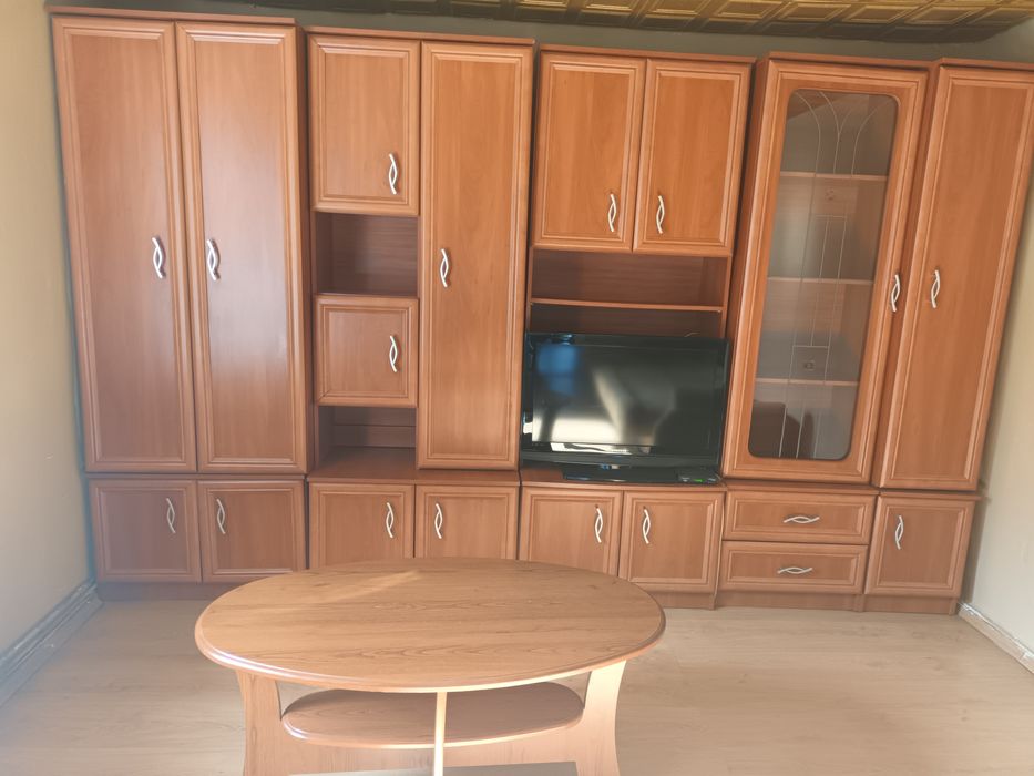 Meble pokojowe w dobrym stanie