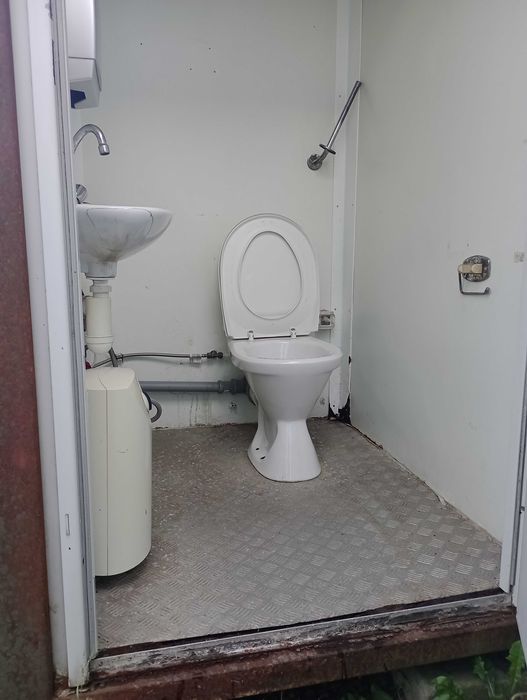 kontener sanitarny wc toaleta