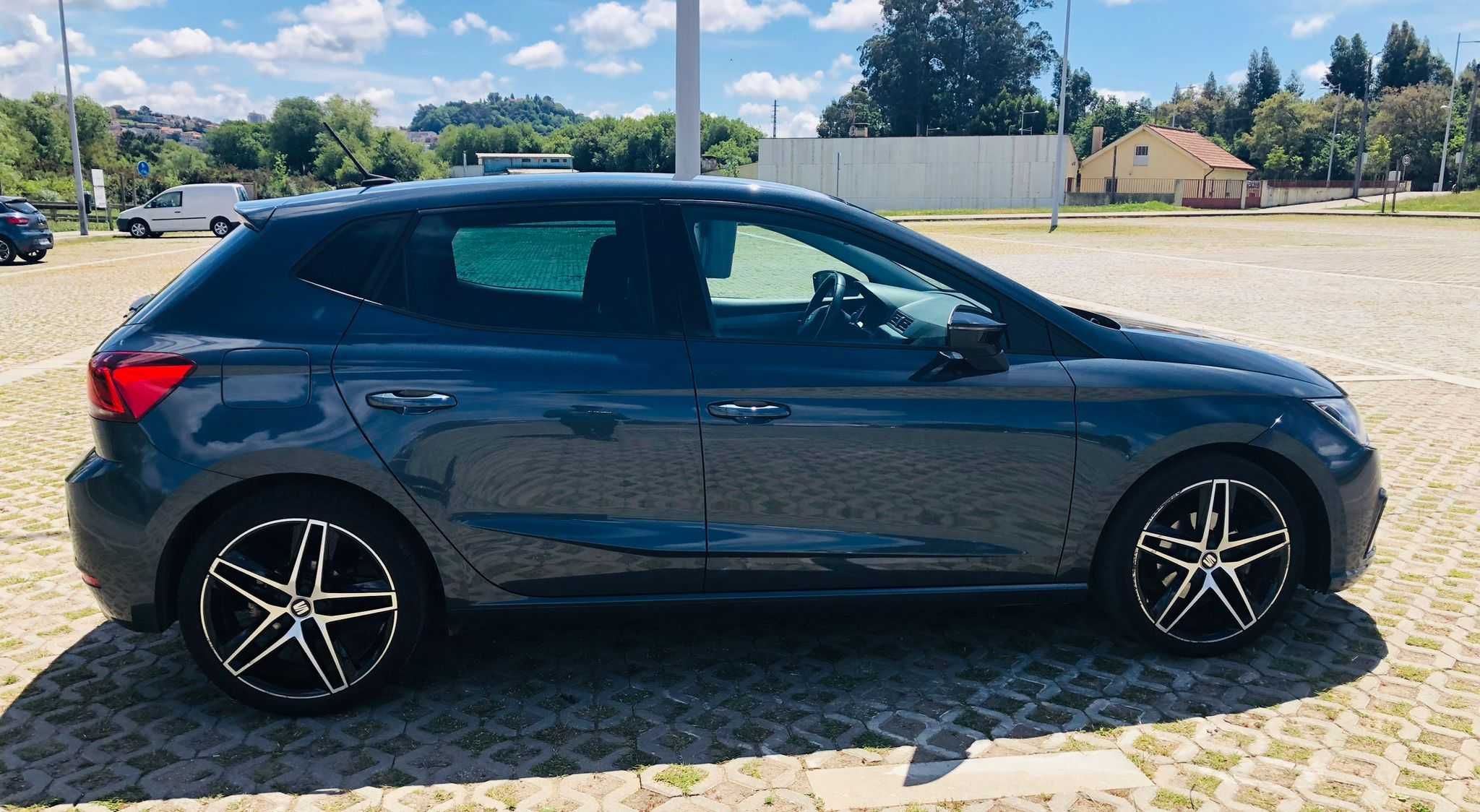 SEAT Ibiza
Diesel · Julho · 2019 · 47 700 km · 115 cv