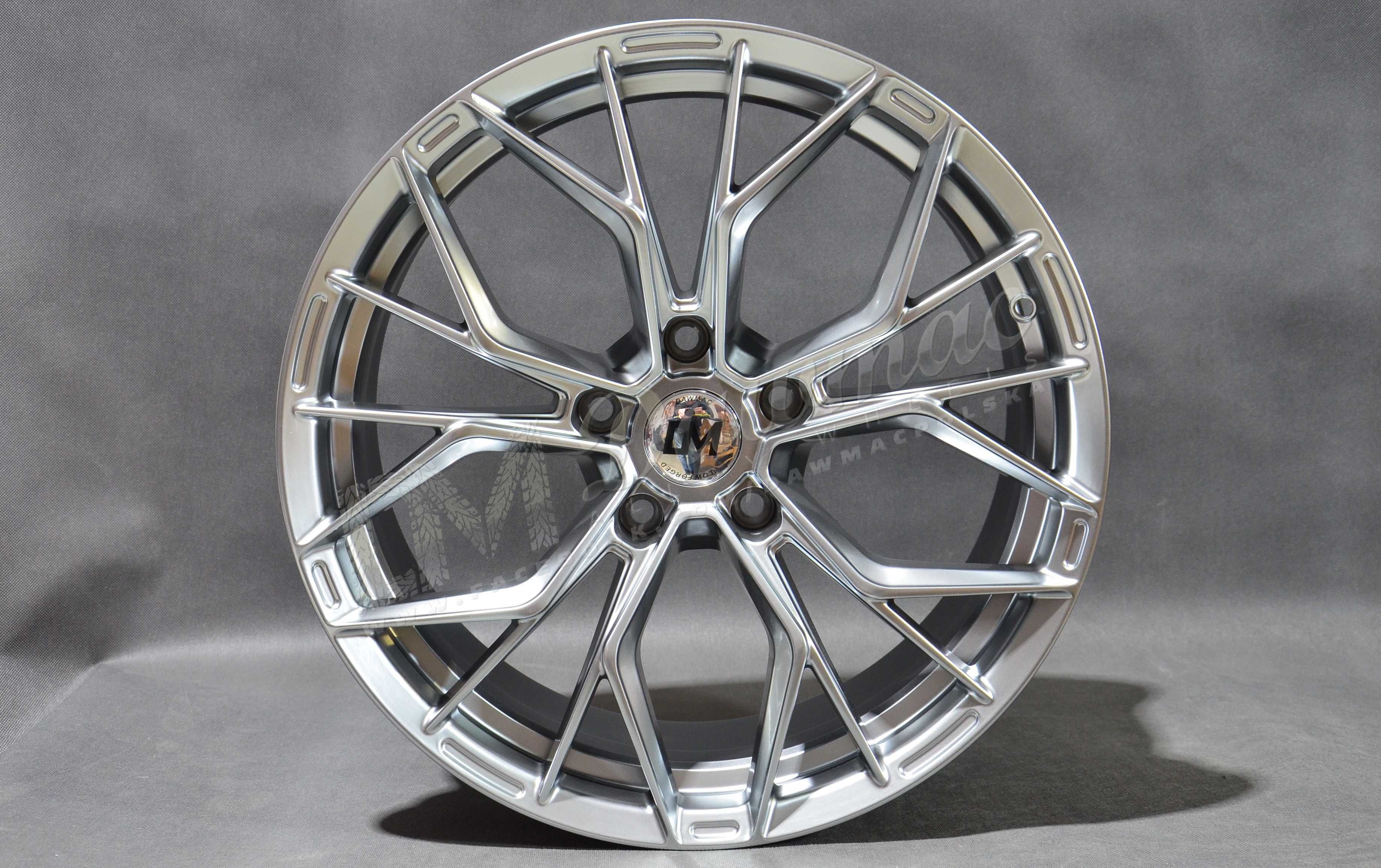 Felgi aluminiowe DM07 Flow Forming 19" 5x112 5x114,3 Hyper Black