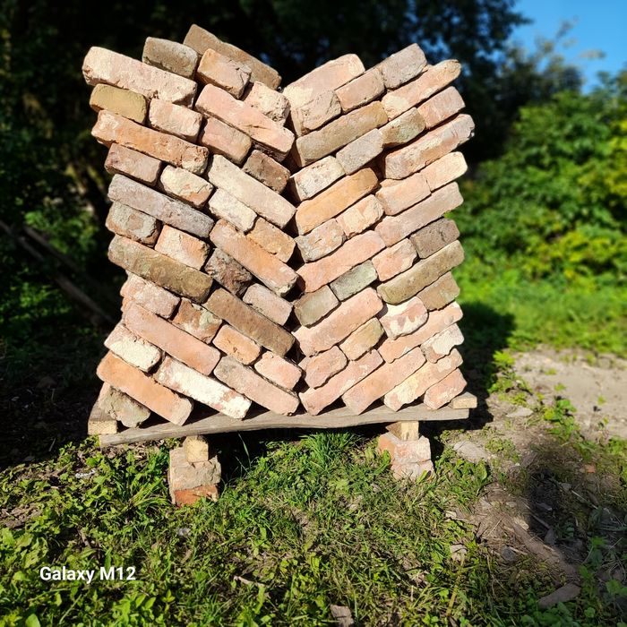 Продається цегла б/у ціна 5грн