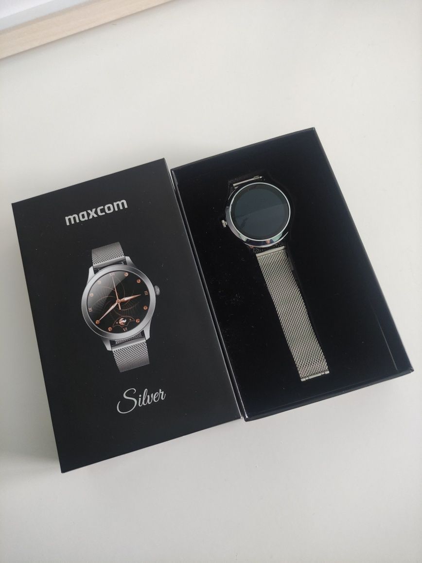 Smartwatch maxcom f42 nowy
